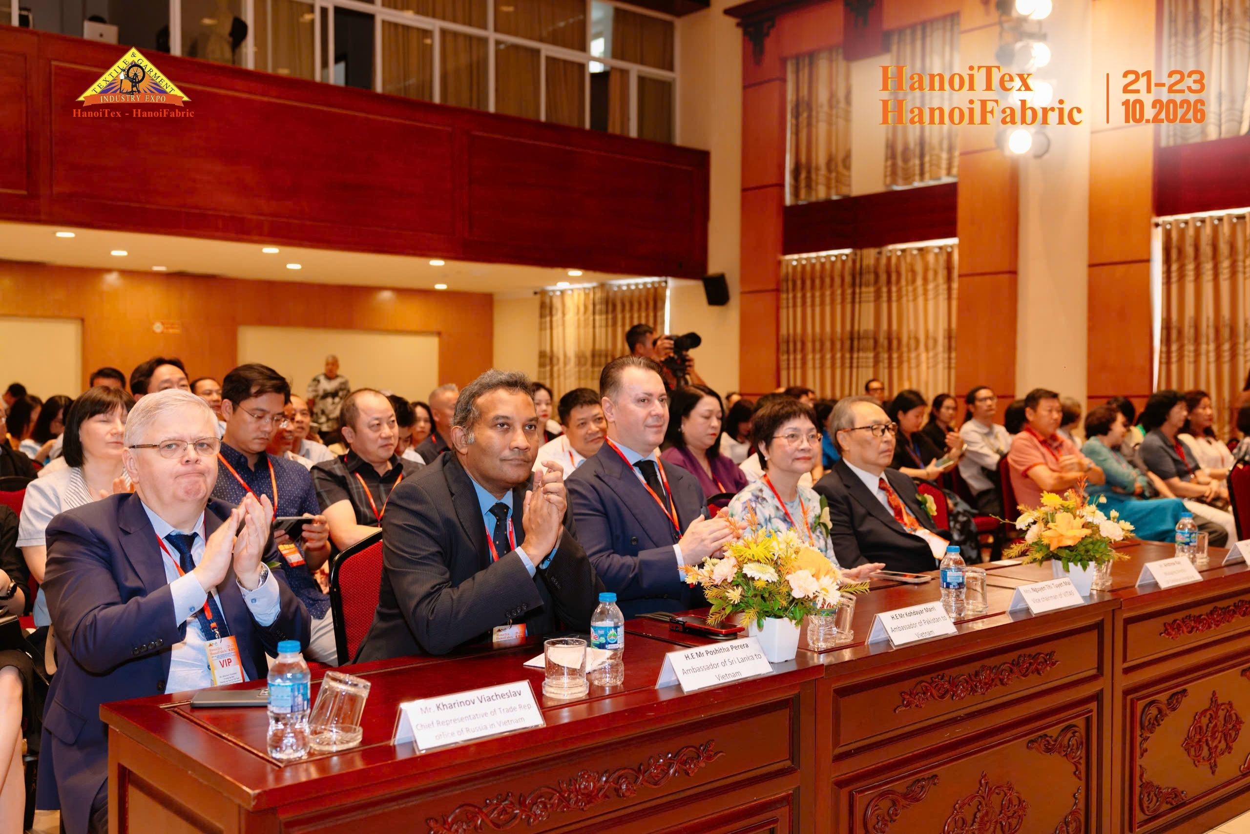 Đoàn đại biểu và khách mời quốc tế tham dự Lễ Khai mạc HanoiTex - HanoiFabric 2026