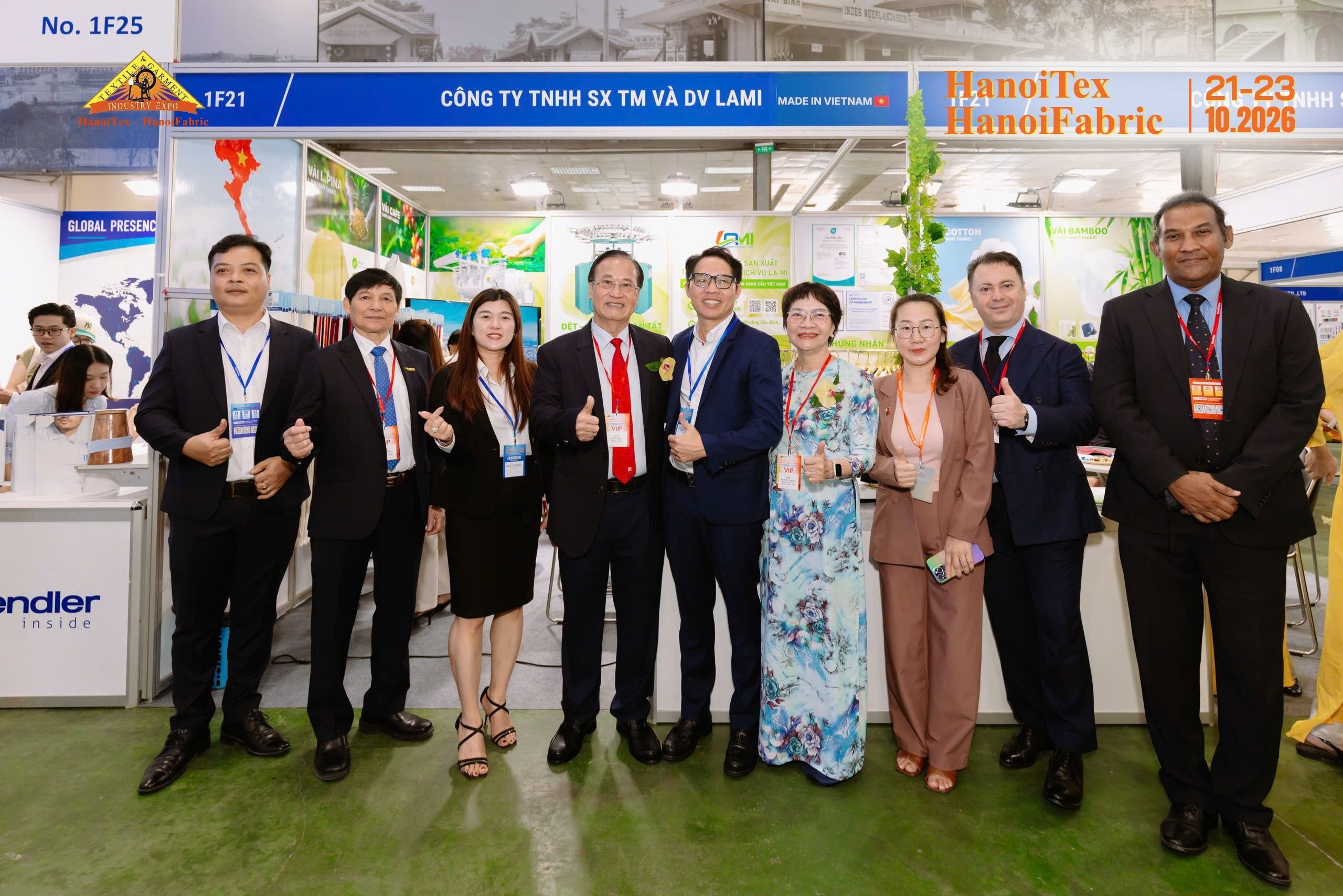 Đoàn đại biểu và khách mời VIP tham quan gian hàng Lami tại HanoiTex 2026