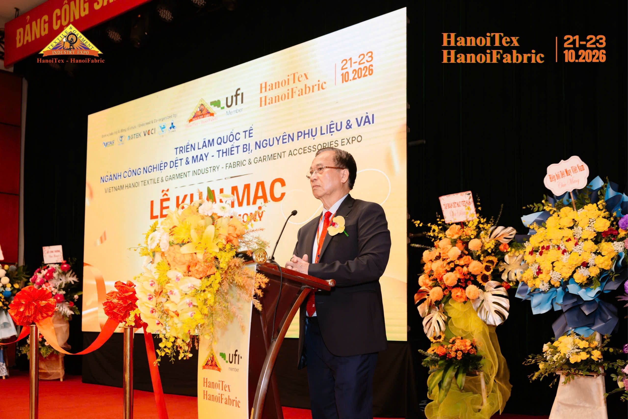 Ông Vũ Đức Giang - Chủ tịch Hiệp hội Dệt May Việt Nam (VITAS) phát biểu tại Lễ Khai mạc HanoiTex - HanoiFabric 2026